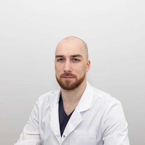 Family doctor in Riga - Ruslan Mihailovski - treats patients with acute and chronic illnesses